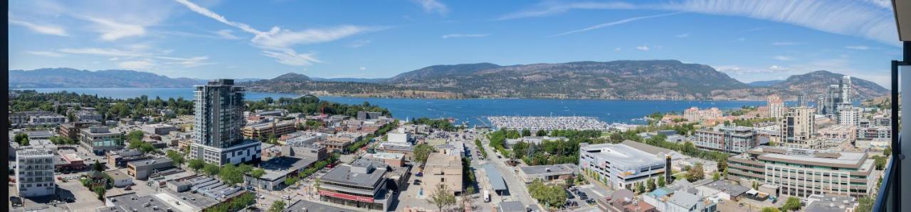 Awesome View 21 Two Bedroom One Bath Downtown Lake View Near Beach Келоуна Екстер'єр фото